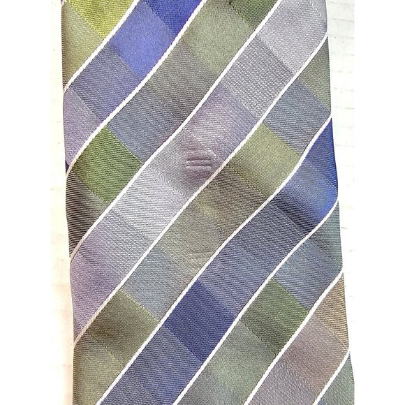Kenneth Cole Reaction Mens Striped Tie 100% Silk Green Blue Gray Pattern - Picture 2 of 7